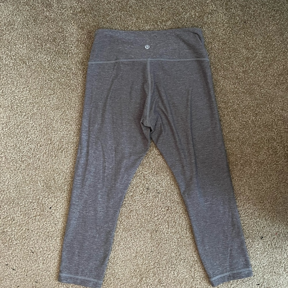 Lululemon cropped leggings
